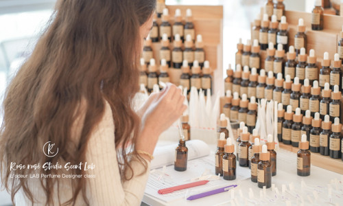 韓國L‘odeur LAB 香水設計師資課,調香的入門課程,更系統化學習調香 韓國L‘odeur LAB 香水設計師資課,調香的入門課程,更系統化學習調香