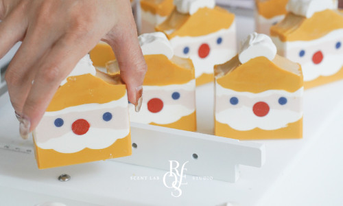 🎄2023聖誕課程期間限定班 ✨ 聖誕老公公肥皂體驗課～誕皂主題趴～新手歡迎喔